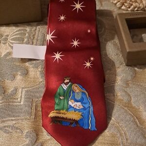 Roundtree & Yorke Elegant Gold Display Box